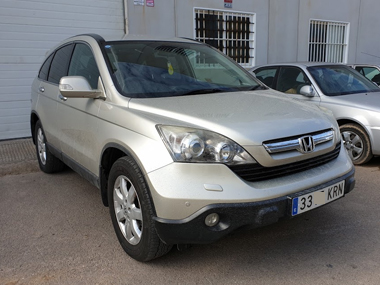 Honda CR-V outside our workshop with new Spanish number plates fitted Honda CR-V with new Spanish plates